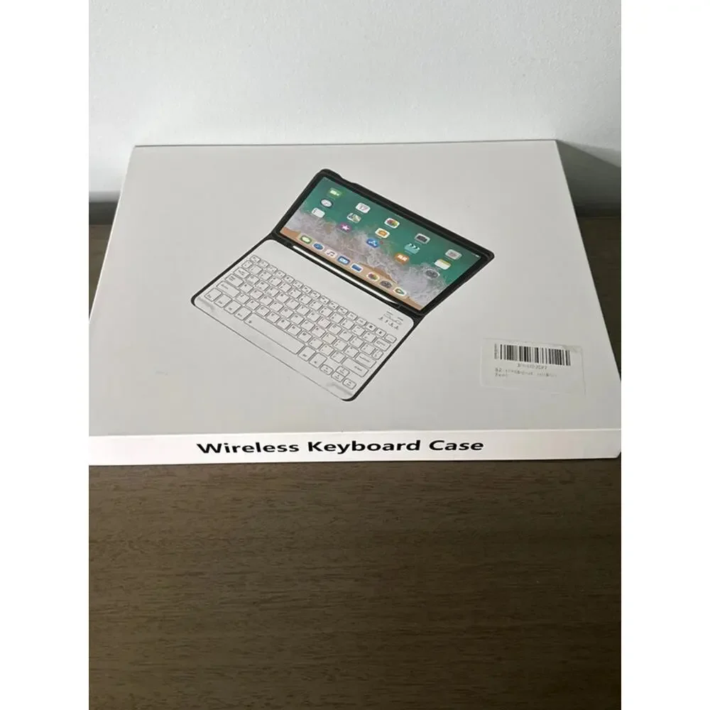 iPad 10.2 Keyboard Case with Pencil Holder – Purple – New